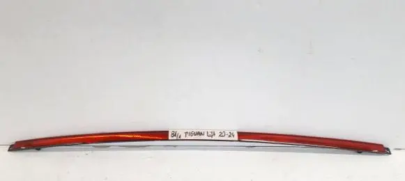 Volkswagen Tiguan Rear tail light reflector 5NA945109