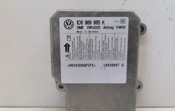Volkswagen Polo Airbag control unit/module 1C0909605K 5WK43125