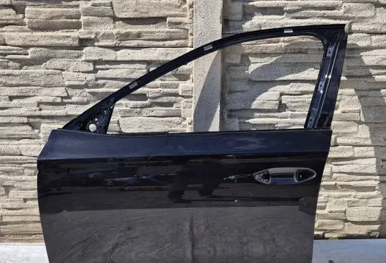 Skoda Octavia Mk4 Front door 5E3831311