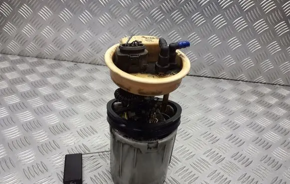 Skoda Fabia Mk1 (6Y) Mechanical fuel pump 6Q0919050C