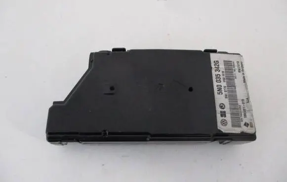 Skoda Superb B6 (3T) USB control unit 5N0035342G