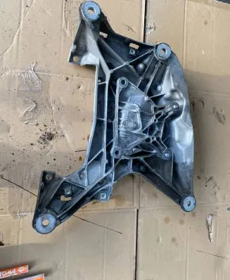 Audi A4 S4 B9 8W Gearbox mounting bracket 8W0399262AF 8W0399262