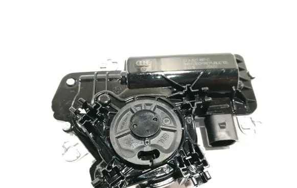 Tailgate/trunk/boot lift motor