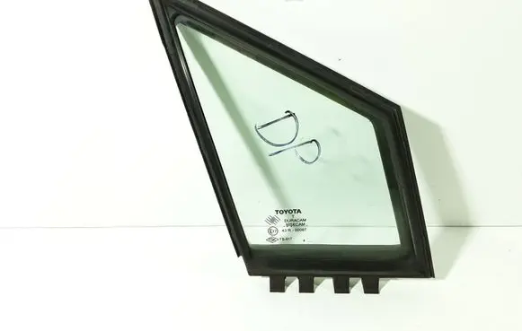 Toyota Corolla Verso AR10 Front door vent window glass four-door 43R00097 682150F010