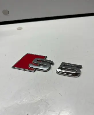 Audi A5 8T 8F Rear door emblem/model letters