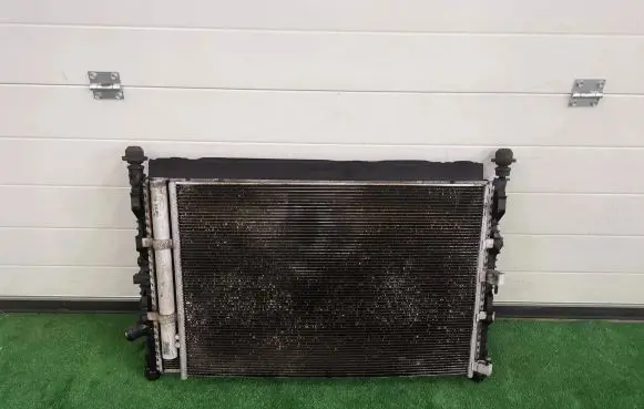 Coolant radiator