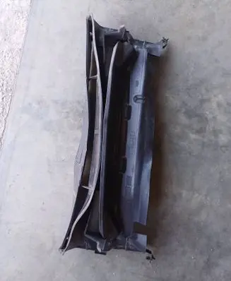 BMW 4 F32 F33 Intercooler air guide/duct channel 7290609 15677210