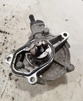 Hyundai ix20 Vacuum pump 288102A101