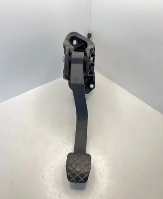 Volkswagen PASSAT B6 Clutch pedal 3C1721059R 3C0721388B