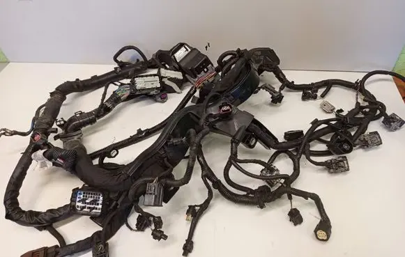 Volvo S60 Engine installation wiring loom 31343136