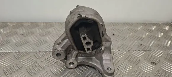 Ram 1500 DT Engine mount bracket 46535
