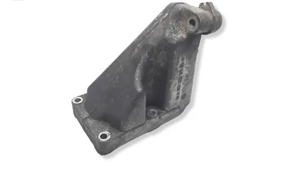 Mercedes-Benz E W211 Engine mounting bracket A6132230404