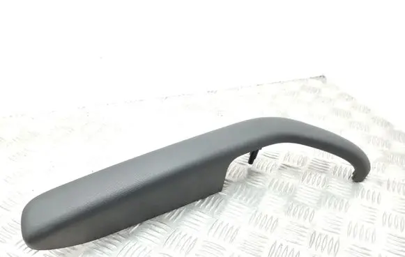 Seat Exeo (3R) Front door interior handle trim 8E1867174A