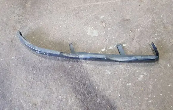 Under headlight/headlamp trim