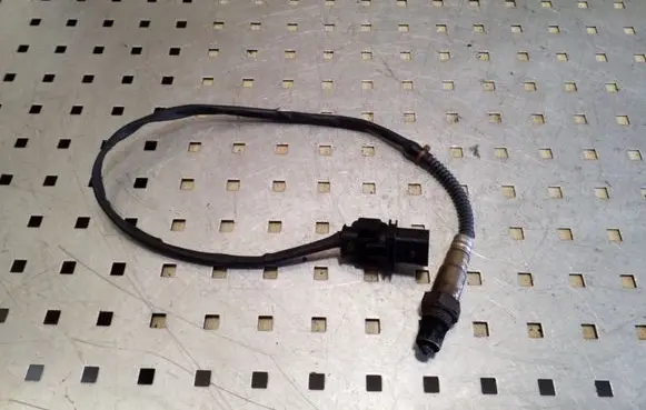 Audi A3 S3 8P Lambda probe sensor 03G906262 0281004042 1928404687