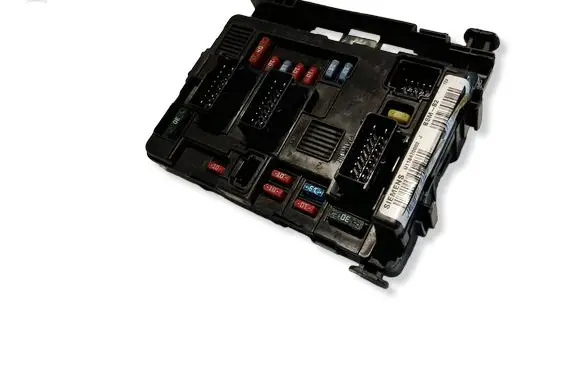 Citroen C3 Fuse module 9650618580