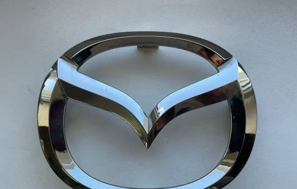 Mazda 2 Manufacturer badge logo/emblem BP4S51731