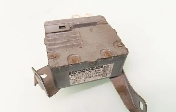 Toyota Yaris Power steering control unit/module 896500D091