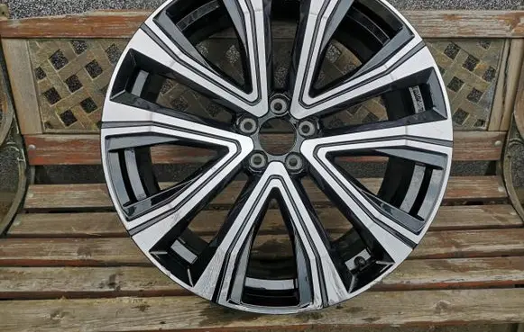 Volvo XC60 R21 alloy rim 