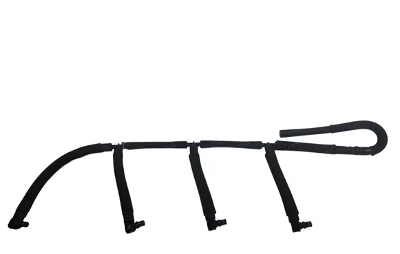 Volkswagen PASSAT B6 Fuel return line/hose 928301101