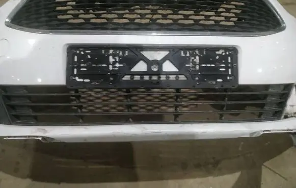 Ford C-MAX II Front bumper lower grill 