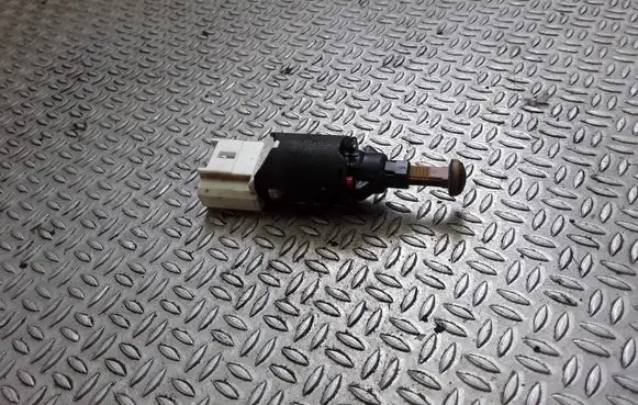 Peugeot 307 Brake pedal sensor switch 9643478880