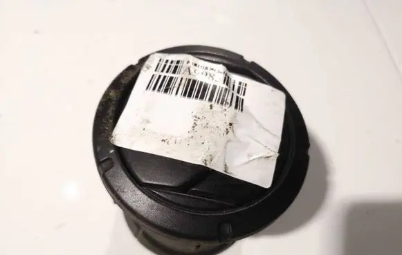 Dash center air vent grill