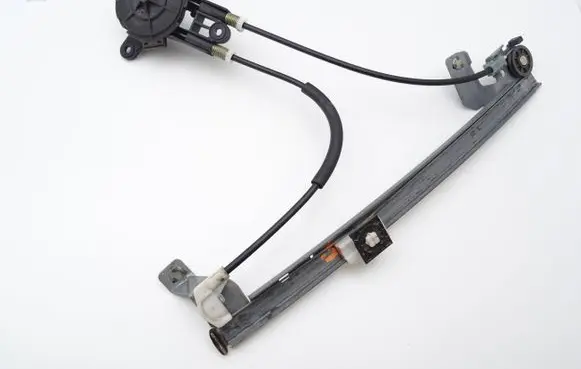 Peugeot 106 Rear door manual window regulator 111074
