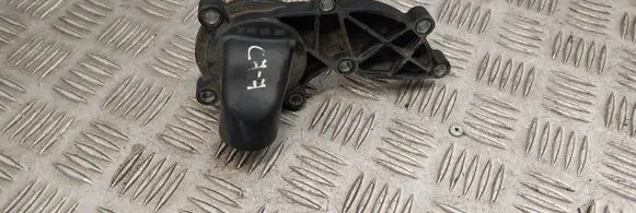 Audi A6 S6 C7 4G Thermostat 06E121111