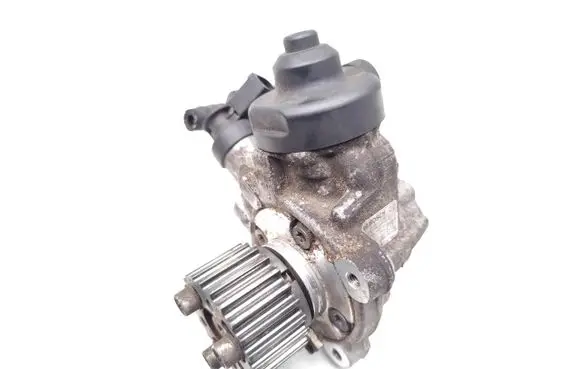 Volkswagen Tiguan Fuel injection high pressure pump 03L130755 0445010507