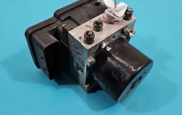 Renault Megane III ABS Pump 00.0405-104E.0 IMPRK1443112