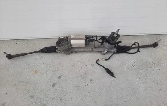 Opel Astra J Steering rack P13368195 7805974757