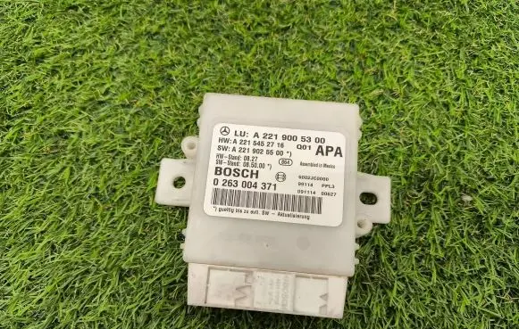 Mercedes-Benz S W221 Parking PDC control unit/module A2219005300 A2215452716 A2219025500