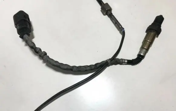 Mercedes-Benz ML W166 Lambda probe sensor 0065421718 0281004201