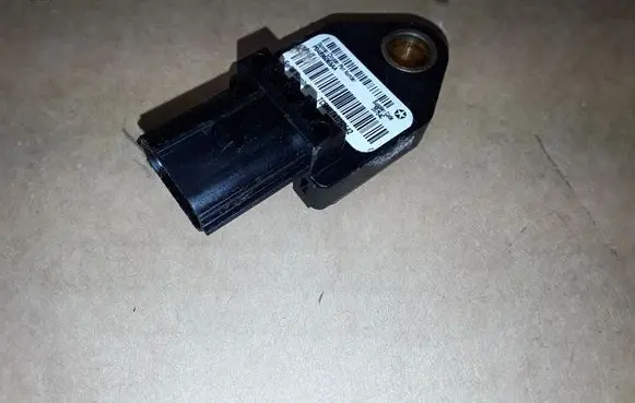Dodge Nitro Airbag deployment crash/impact sensor P04896065AA