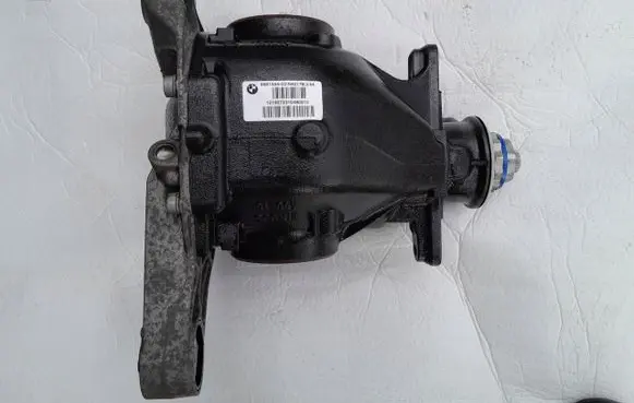 BMW X7 G07 Rear differential 86815548681554