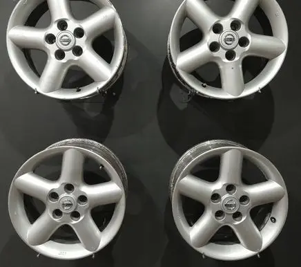 Nissan X-Trail T30 R16 alloy rim 8H300