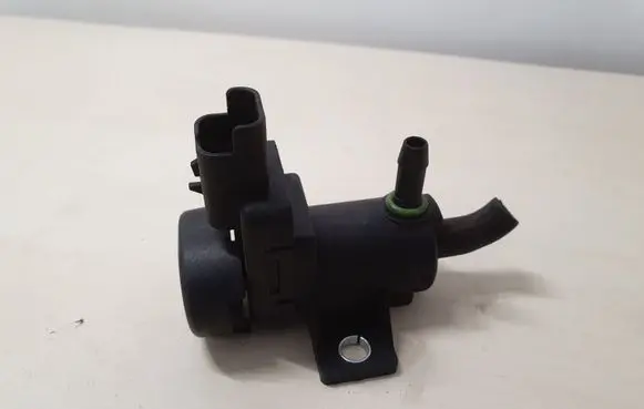 Peugeot 407 Vacuum valve 9652862380