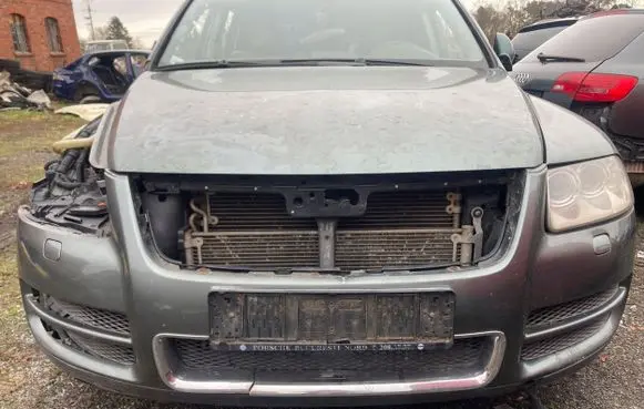 Volkswagen Multivan T6 Front bumper 7L6807217