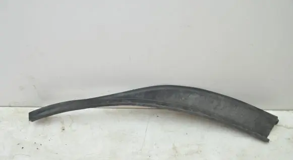 Opel Astra J Front bumper lip 13368684
