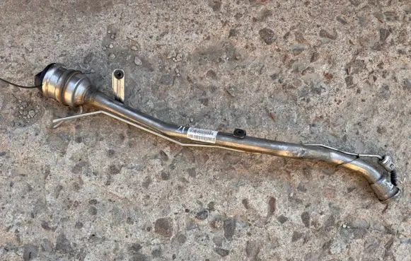 BMW i3 Fuel tank filler neck pipe 7369200