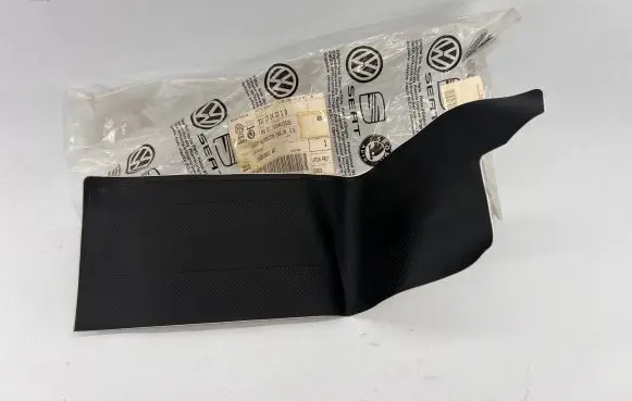 Seat Toledo II (1M) Other rear door trim element 1M0853960C 0004415535 B110704031D
