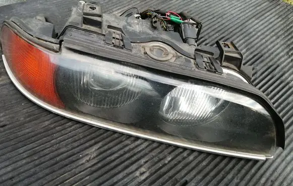 BMW 5 E39 Headlight/headlamp 8373165 5DV00743001 63128373165