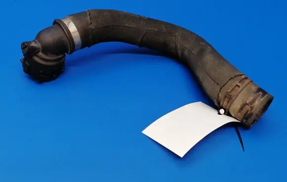 Audi A6 S6 C6 4F Engine coolant pipe/hose