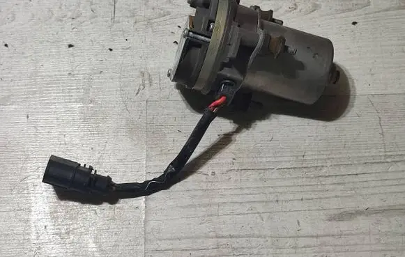 Volkswagen Touran III other engine part 5Q0612181