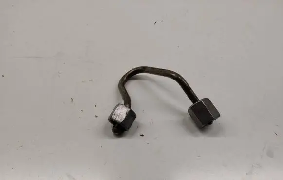 Mini One - Cooper F56 F55 Fuel injector supply line/pipe 
