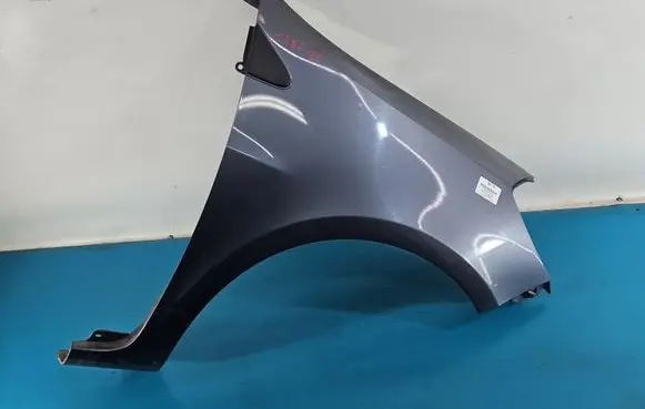 Renault Clio III Fender 8200256118 IMPRK1586185