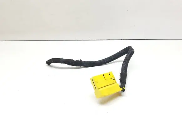 BMW 1 E82 E88 Seat wiring loom 6954588