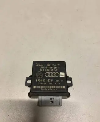 Audi A3 S3 8P Light module LCM 8P0907357F 5LA00837901