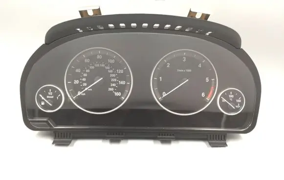 BMW 5 F10 F11 Speedometer (instrument cluster) 9328841
